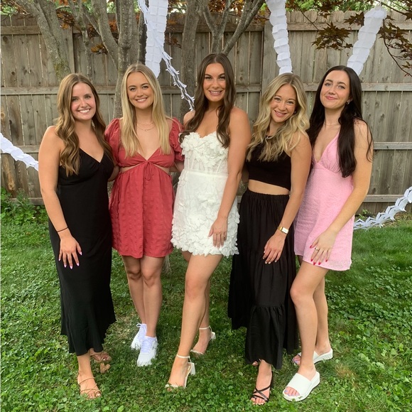 Waters size 6 Cosmo dress. - Picture 2 of 5